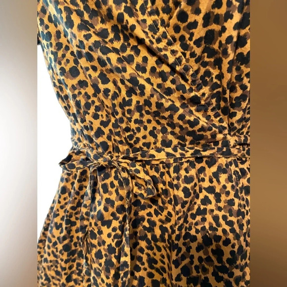 Madewell Flutter Sleeve Leopard Print Cotton Wrap Dress - Picture 3 of 11
